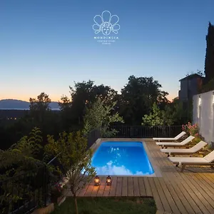 Mondinica Heritage House Villa